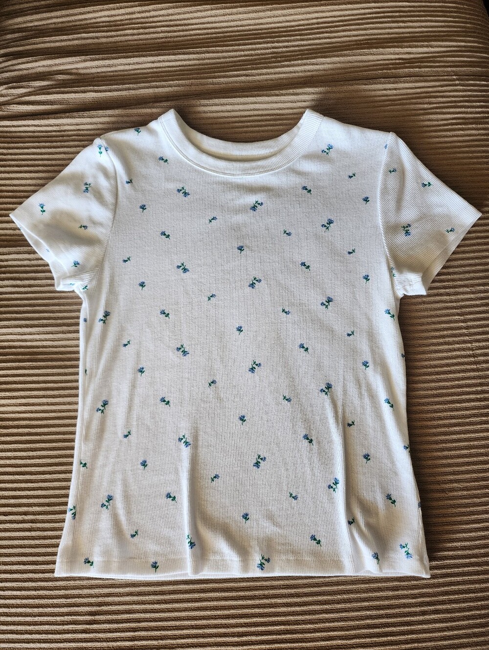 Old Navy Fitter Tee with Floral Print